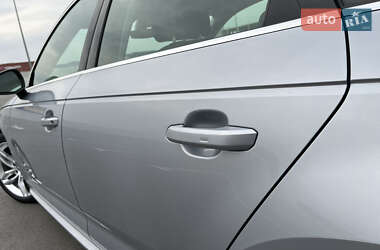 Седан Audi A4 2017 в 