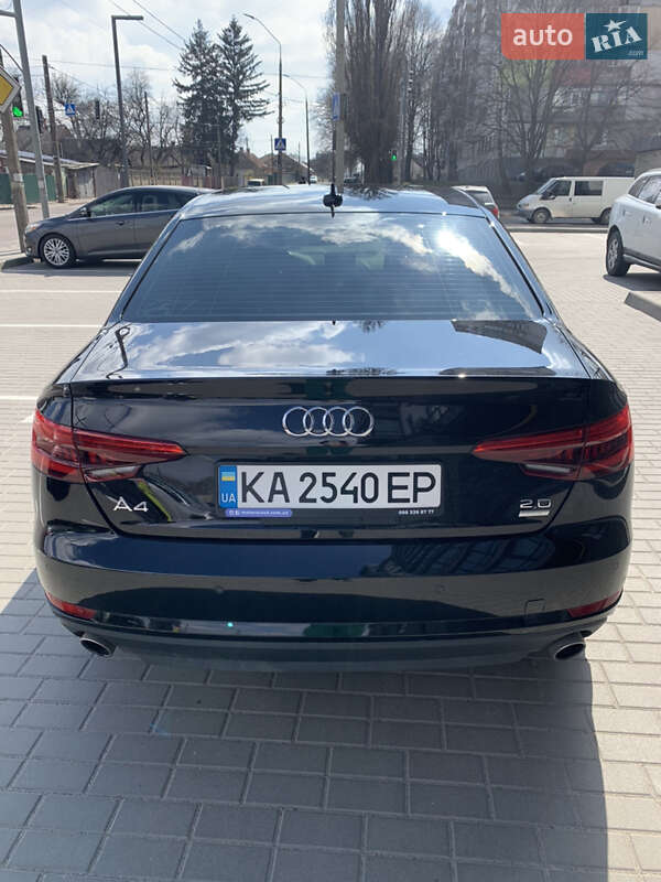 Седан Audi A4 2017 в Киеве