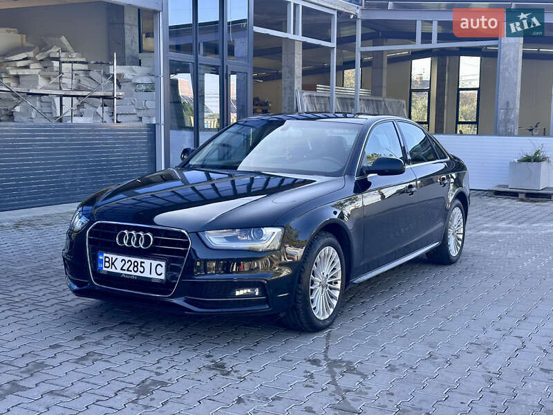 Audi A4 2014