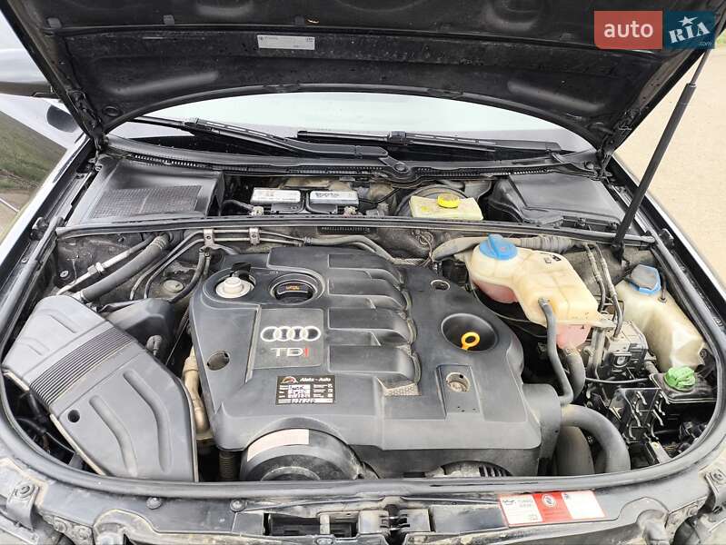 Универсал Audi A4 2004 в Великодолинском