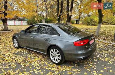 Седан Audi A4 2014 в 