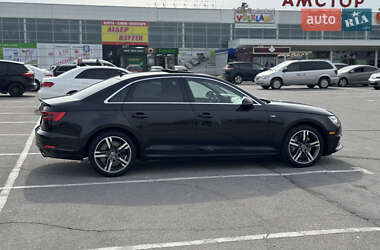Седан Audi A4 2016 в 