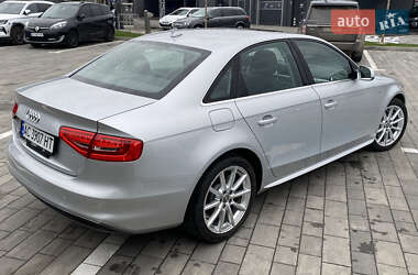 Седан Audi A4 2013 в 