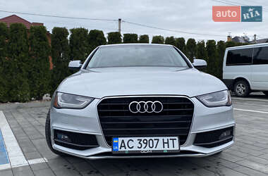 Седан Audi A4 2013 в 