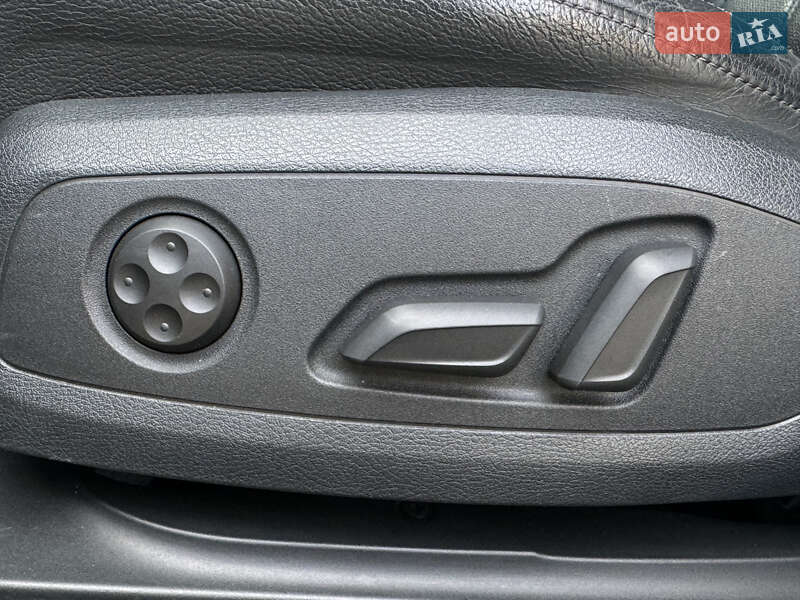 Седан Audi A4 2016 в Івано-Франківську