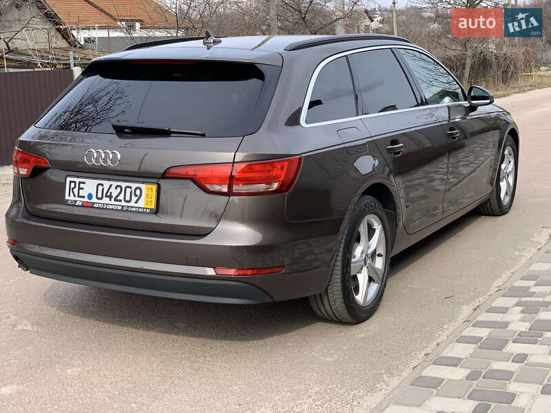 Универсал Audi A4 2018 в Житомире