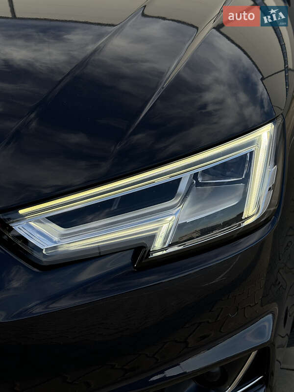 Седан Audi A4 2016 в Івано-Франківську