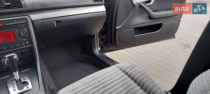 Универсал Audi A4 2006 в Раздельной