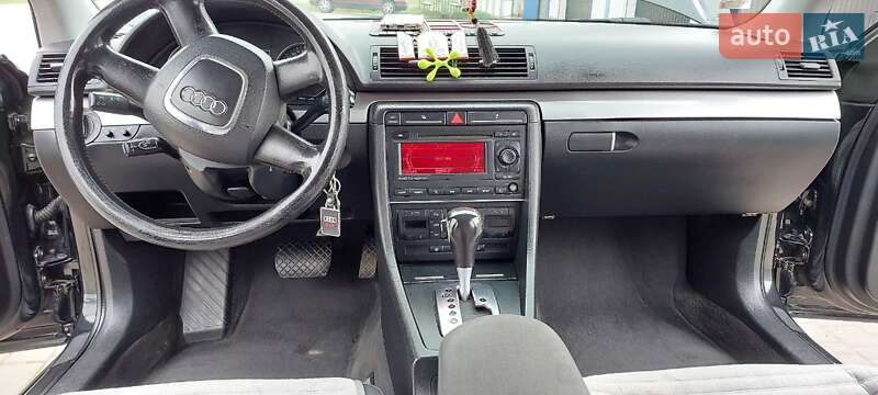 Универсал Audi A4 2006 в Раздельной