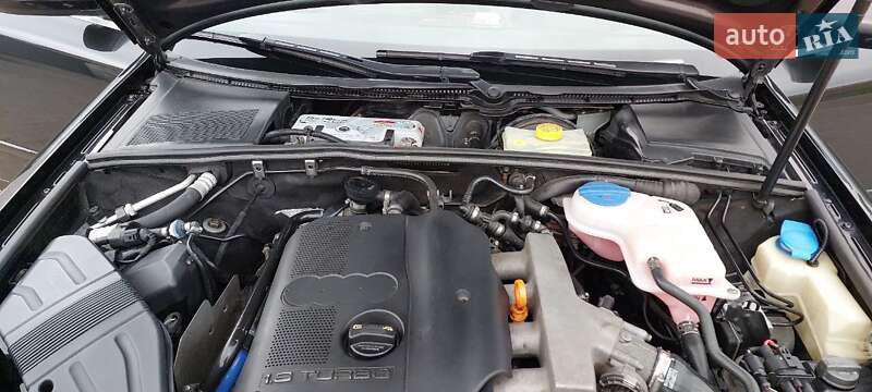 Универсал Audi A4 2006 в Раздельной