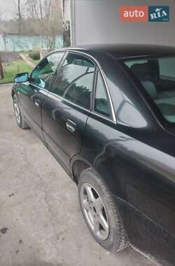 Седан Audi A4 1999 в 