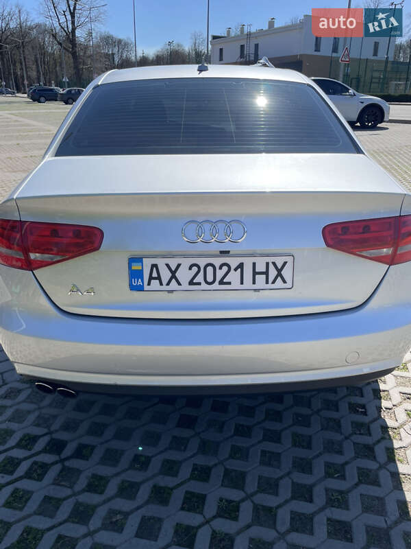 Седан Audi A4 2013 в Харькове