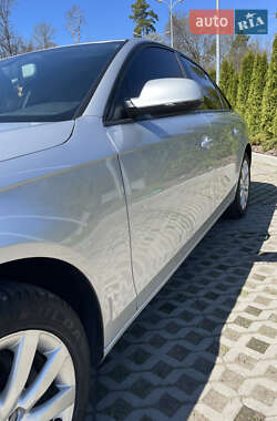 Седан Audi A4 2013 в 