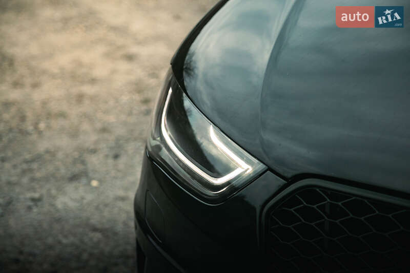 Седан Audi A4 2013 в Золочеве