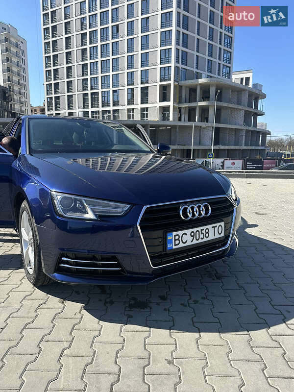 Audi A4 2019