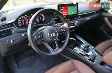 Седан Audi A4 2020 в 
