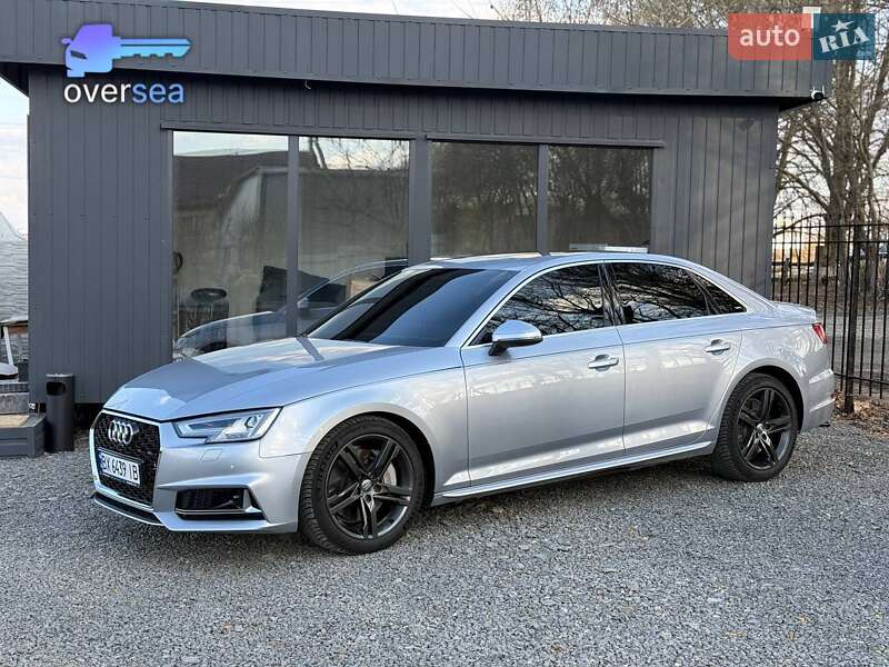 Audi A4 2017