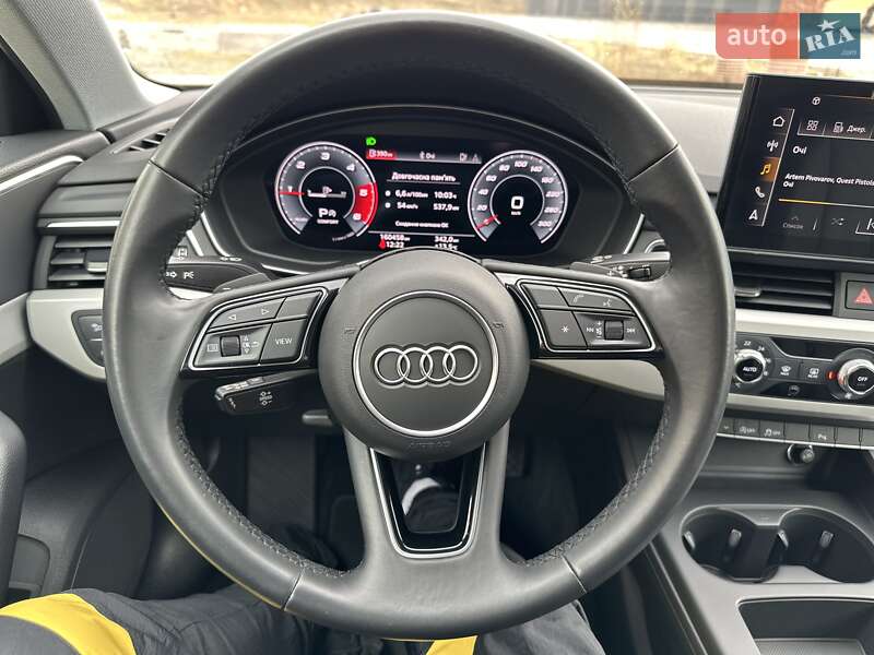 Седан Audi A4 2021 в Хмельницком