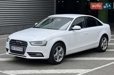 Седан Audi A4 2012 в 