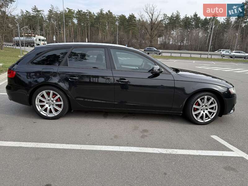 Универсал Audi A4 2010 в Киеве
