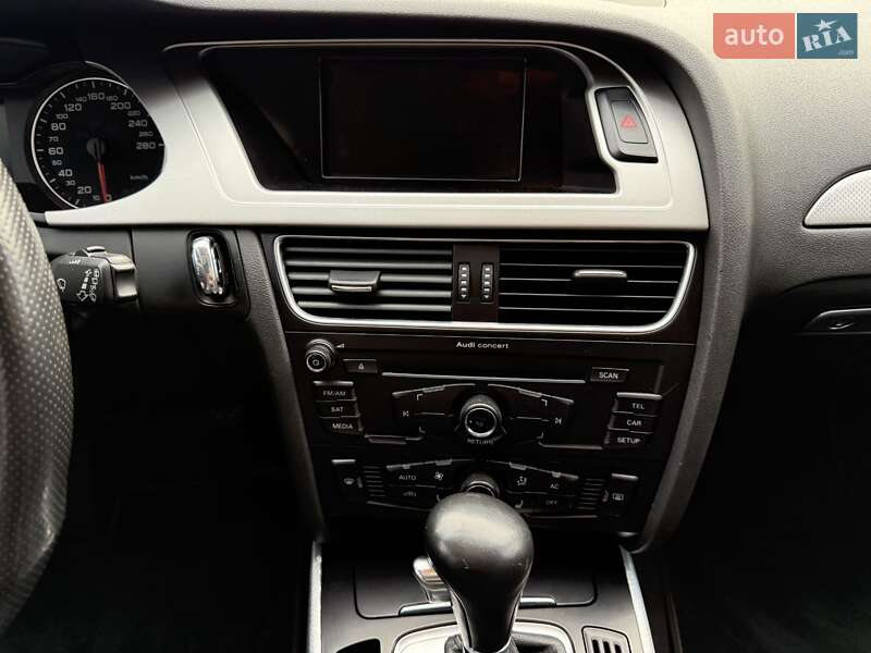 Универсал Audi A4 2010 в Киеве