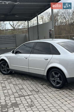 Седан Audi A4 2001 в 