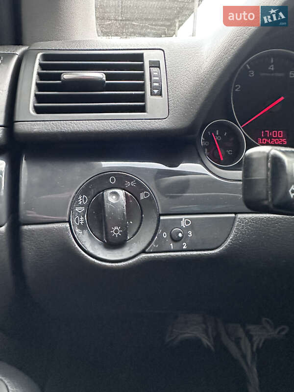 Седан Audi A4 2001 в Хмельницькому