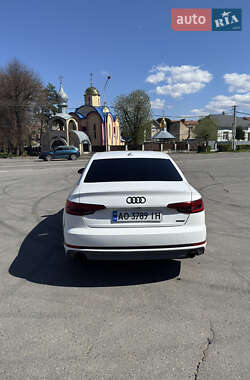 Седан Audi A4 2017 в 