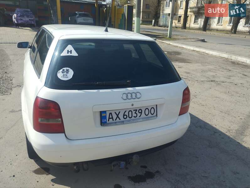 Универсал Audi A4 2001 в Харькове