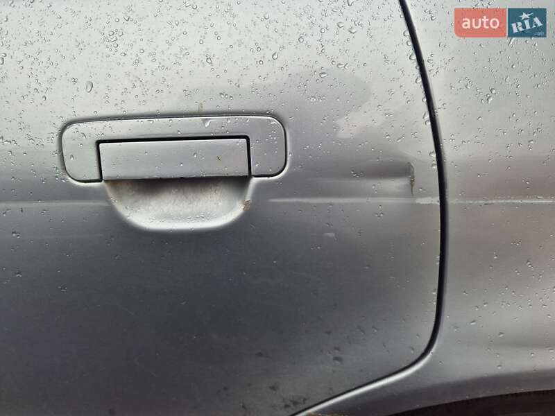 Седан Audi A4 1997 в Виннице