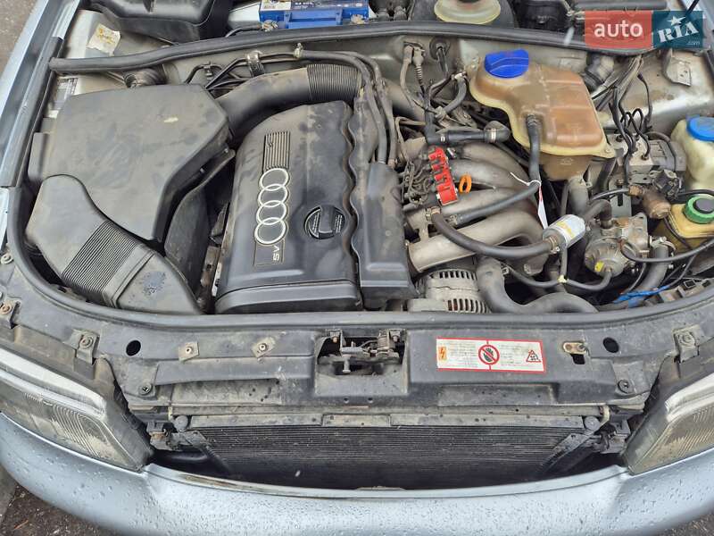 Седан Audi A4 1997 в Виннице