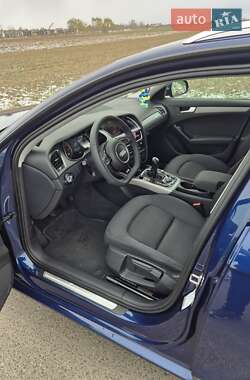Универсал Audi A4 2012 в 