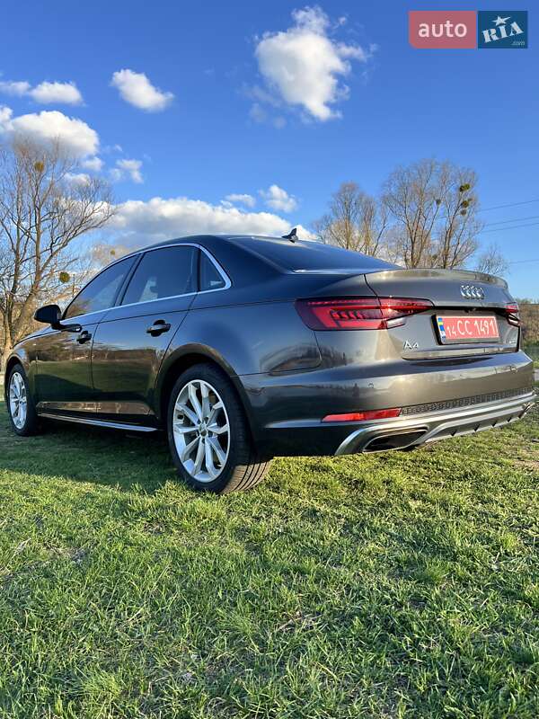 Седан Audi A4 2019 в Полтаві