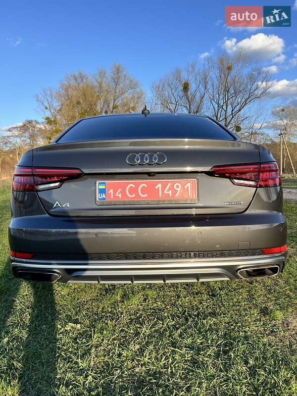 Седан Audi A4 2019 в Полтаві
