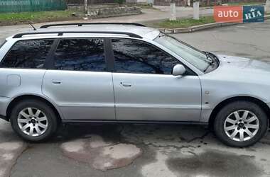 Универсал Audi A4 2000 в 