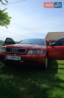 Седан Audi A4 1995 в 