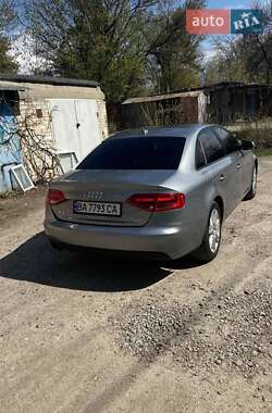 Седан Audi A4 2011 в 