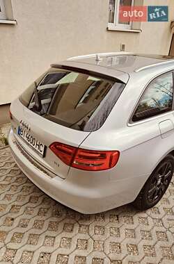 Универсал Audi A4 2012 в 