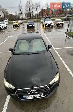Седан Audi A4 2016 в 