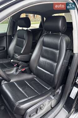 Седан Audi A4 2002 в Запорожье