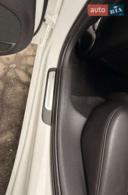 Седан Audi A4 2013 в 