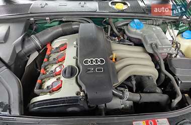 Седан Audi A4 2001 в 
