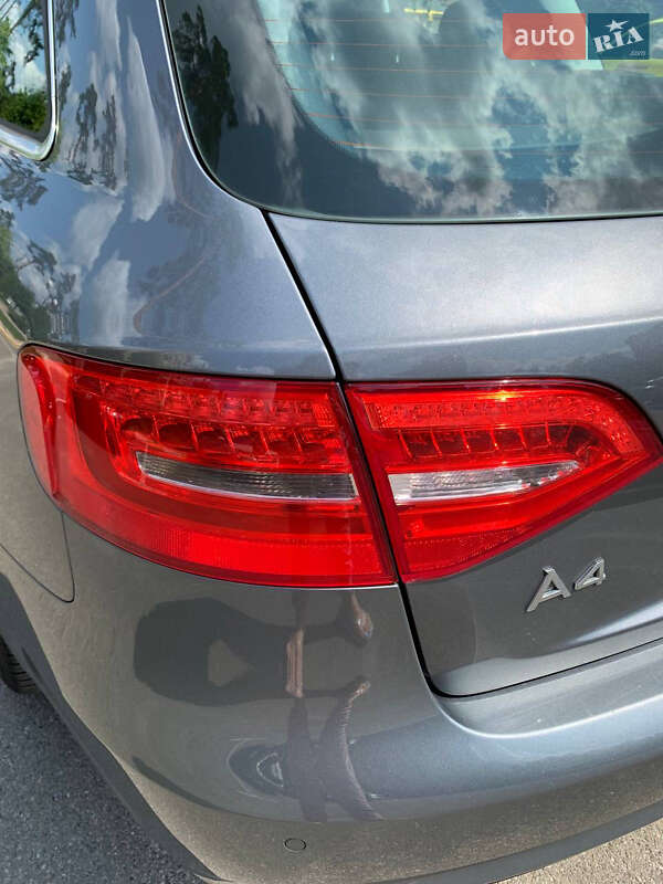 Универсал Audi A4 2014 в Киеве