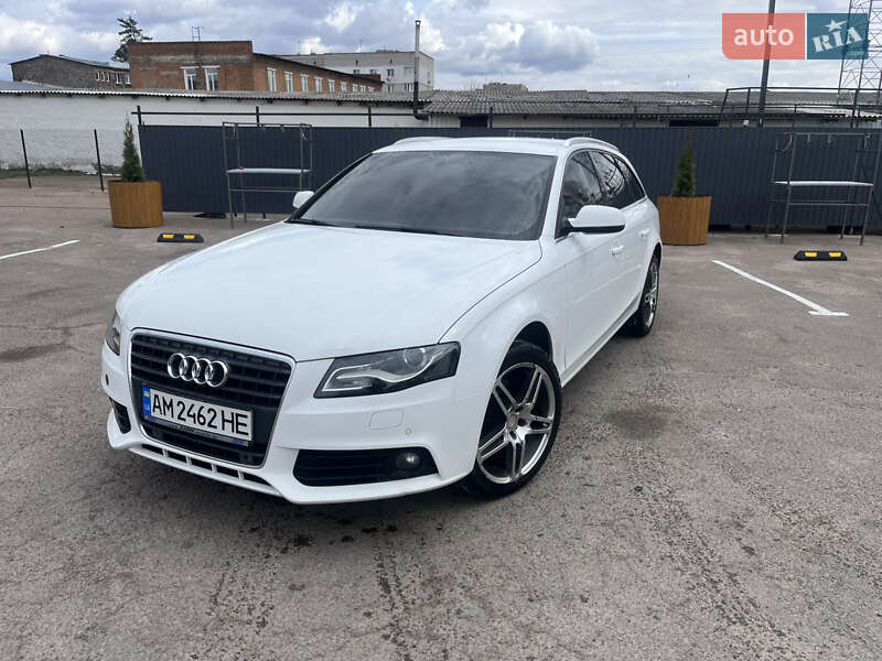 Универсал Audi A4 2011 в 
