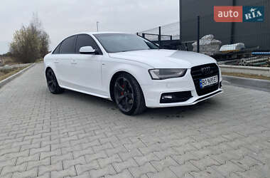 Седан Audi A4 2013 в 