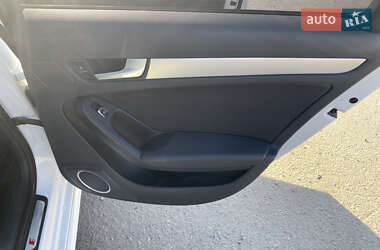 Седан Audi A4 2013 в 