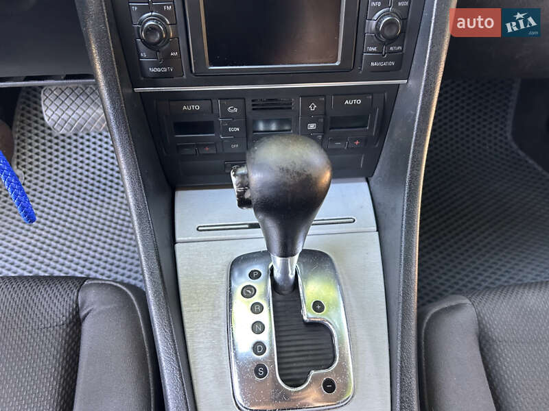 Седан Audi A4 2002 в Одессе