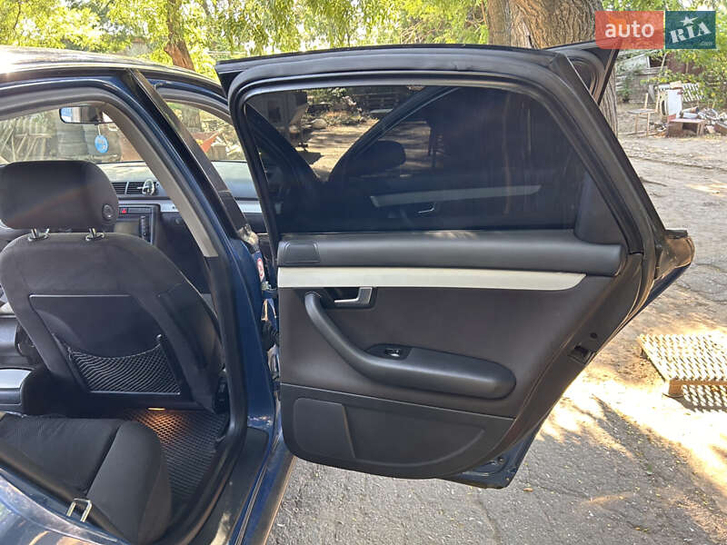 Седан Audi A4 2002 в Одессе