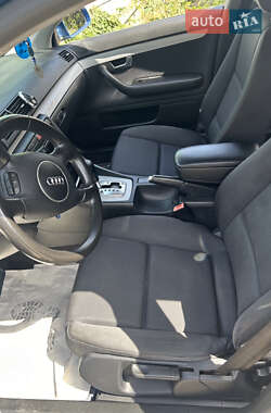 Седан Audi A4 2002 в 