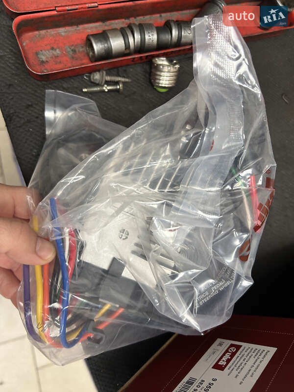 Седан Audi A4 2002 в Одессе